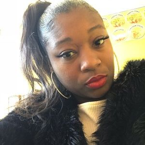 Meet your Posher, Krystle